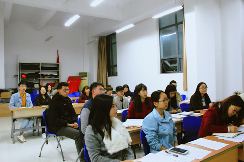 外国语学院2014级、2015级本科生第二次党支部会议