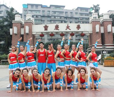 重庆大学第一届健美操大赛成功举办,外国语学院喜获第二名