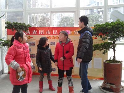 市民学校，外国语志愿者在行动